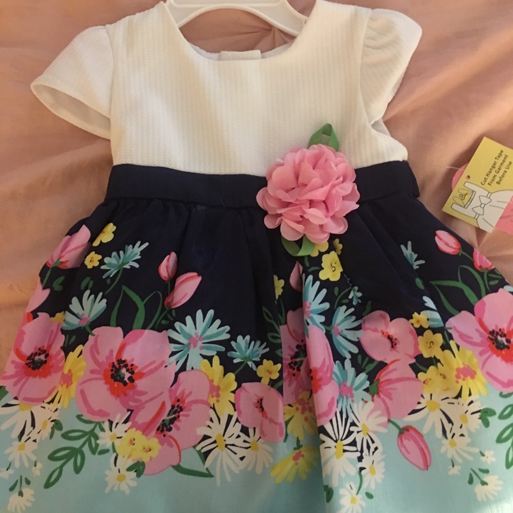 Brand new with tags beautiful spring dress!
